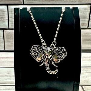 Elephant Necklace🦕